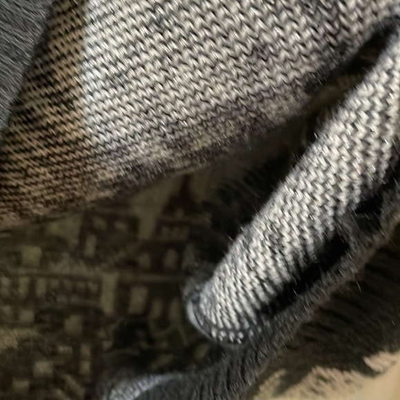 Vintage The Bay metallic holiday knight and horse village sweater oversized - Picture 6 of 8